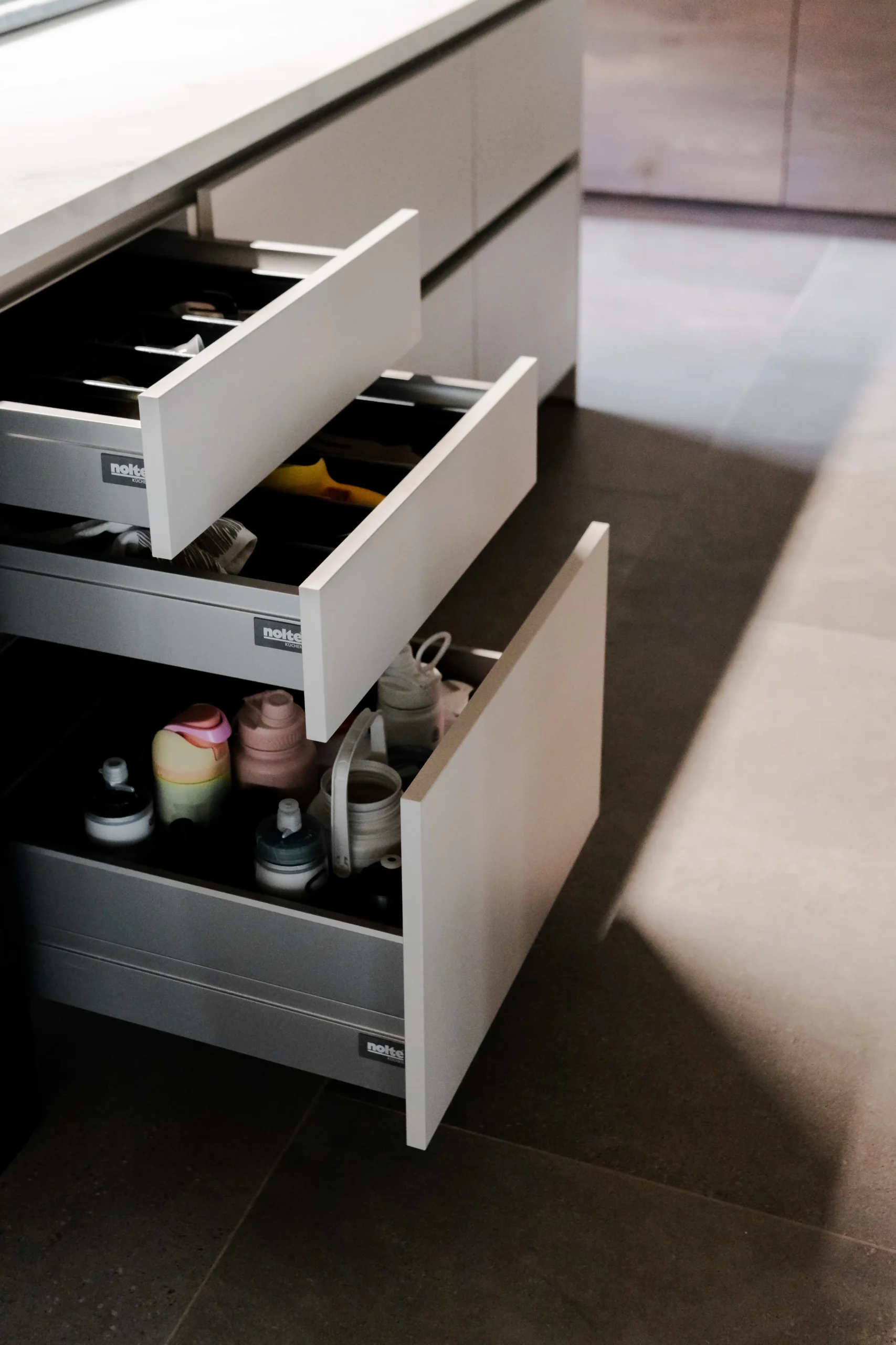 Nolte kitchen cabinet details