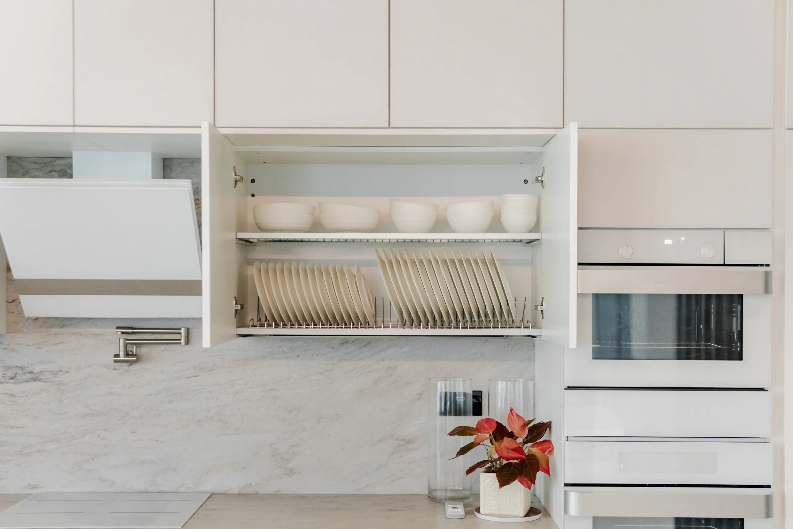 Nolte kitchen cabinet details