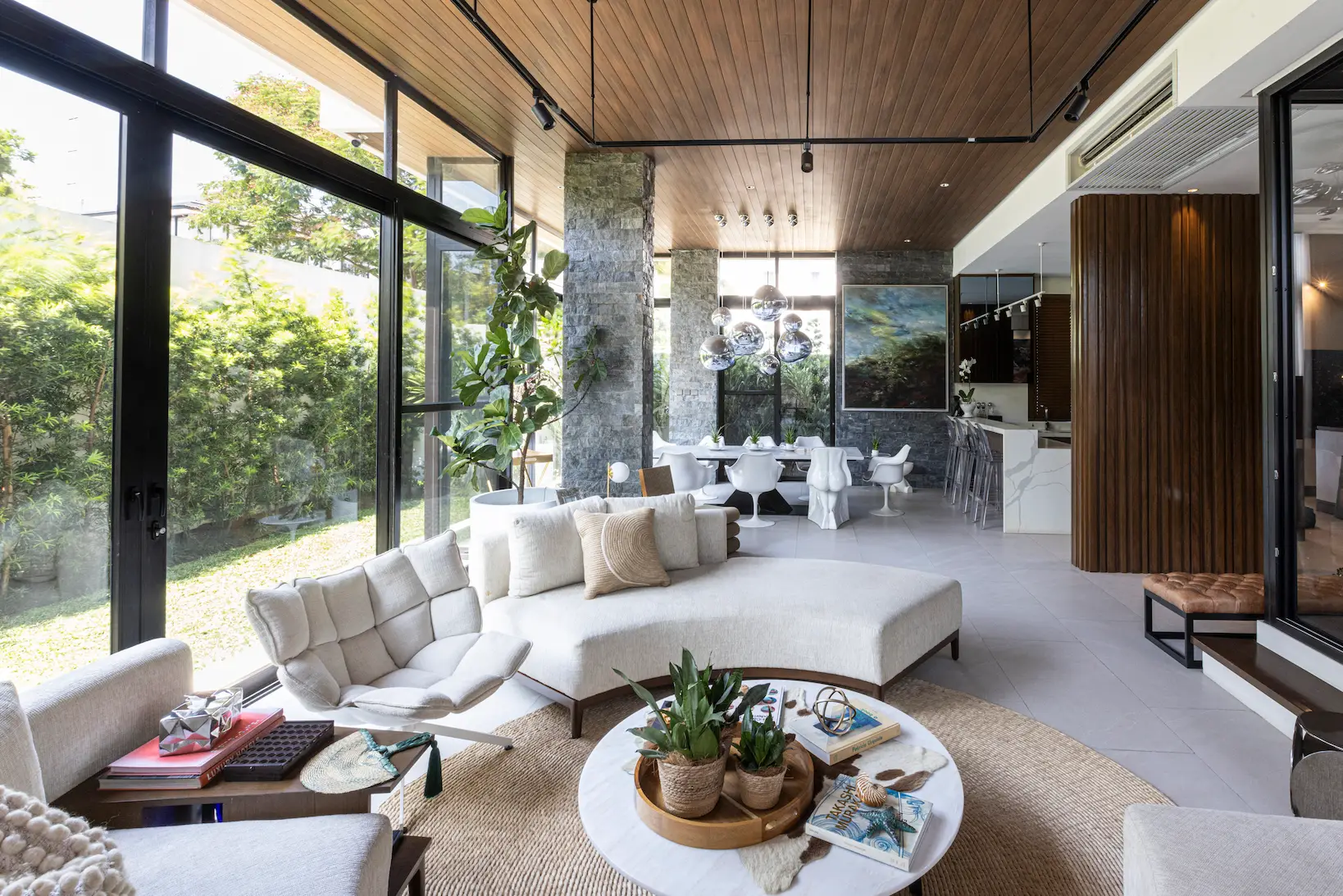 171 Residence by MCAL Design Studio open plan living and dining room