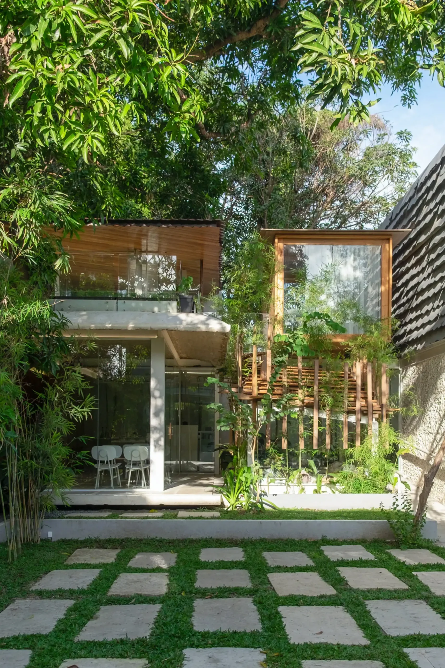 &Matcha Three Yards facade